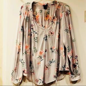 Light Gray Torrid Blouse with floral pattern. NWT